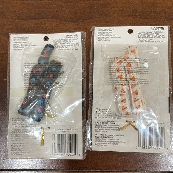 New! - Set of 2 - Retro Pop Enamel Shoe Charms With Laces - Picture 2 of 3